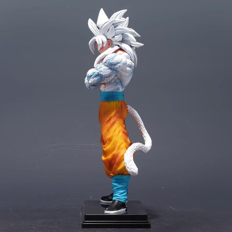 32-сантиметровая аниме-фигурка – обзор и цена Dragon Ball Saiyan Armor